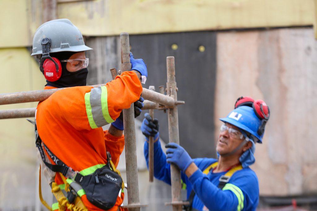 Veja as 50 cidades campeãs de emprego em setembro e no ano