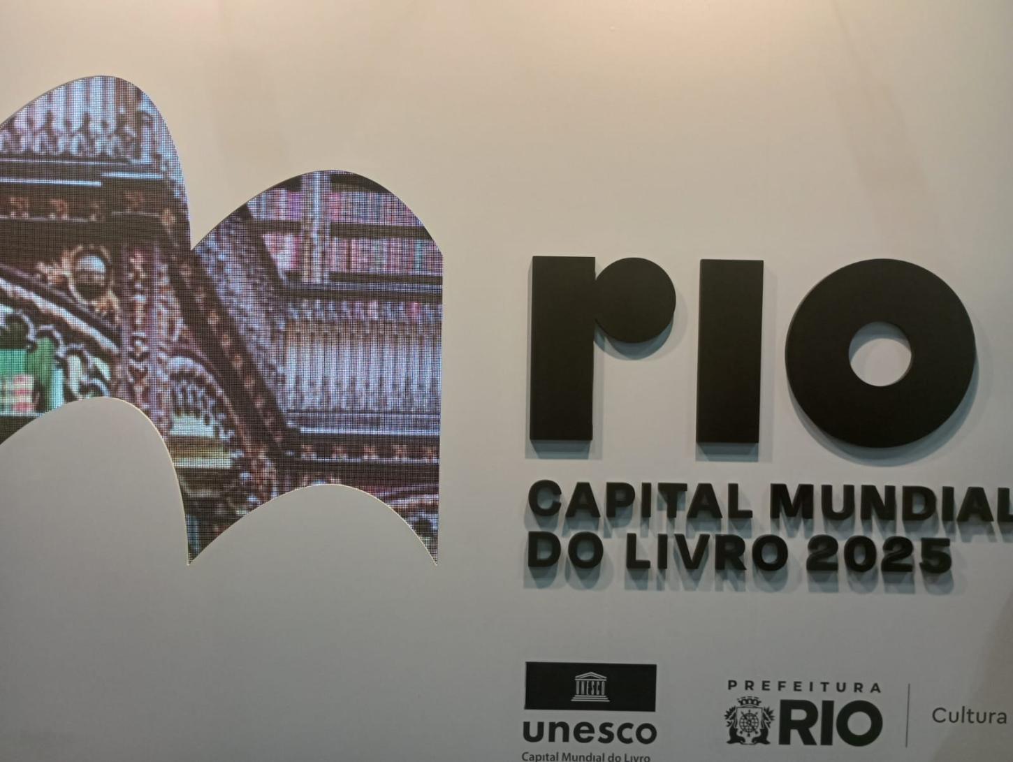 Hospedagens no Rio sobem 142% entre novembro e janeiro, enquanto demais capitais têm queda no preço da viagem
