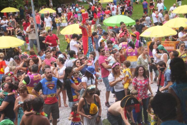 Bloco leva carnaval infantil para os pequenos da Zona Sul da Capital Paulista