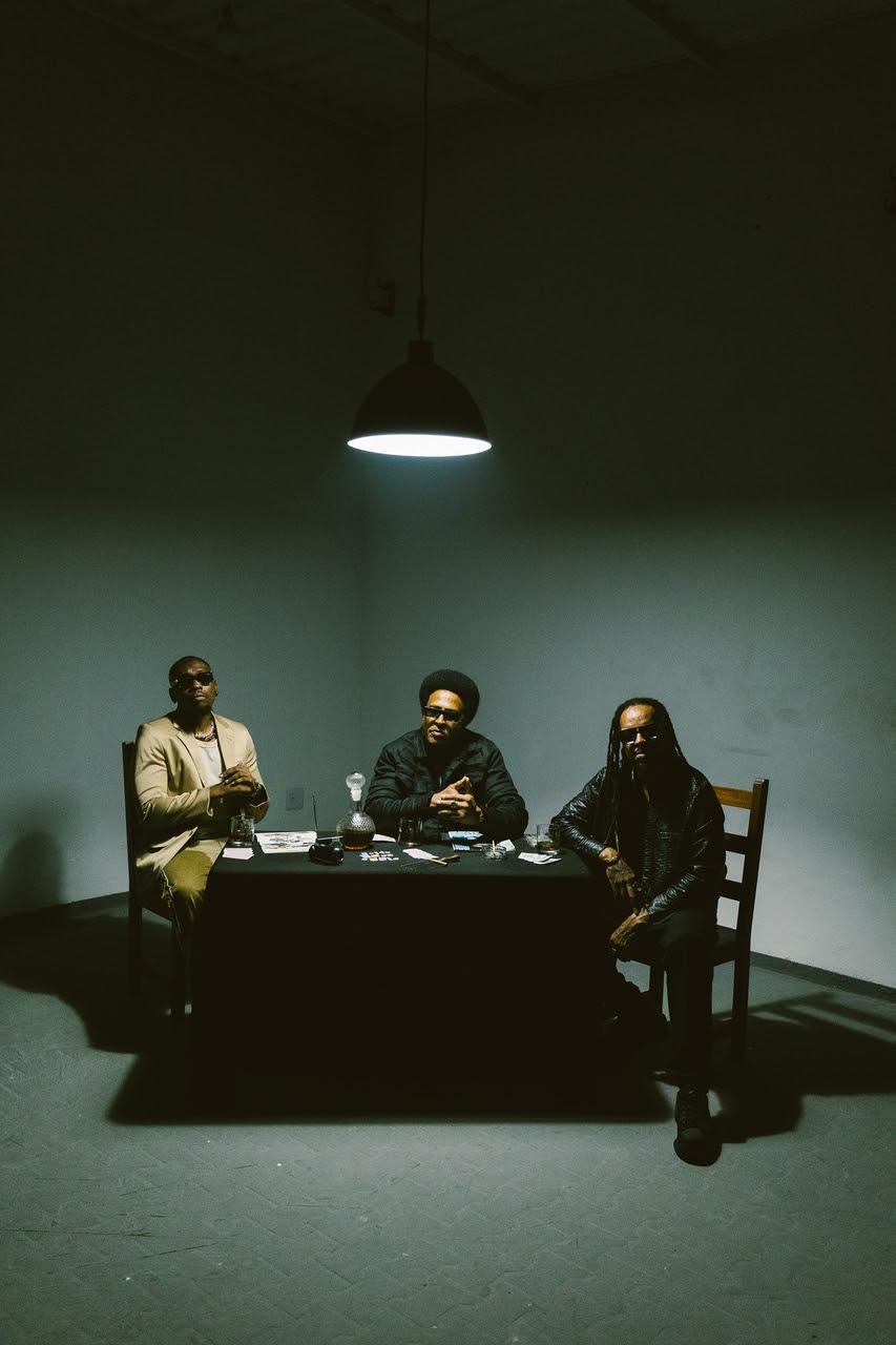 Mano Brown, Rael e Rincon Sapiência se reúnem em vídeo intimista para anunciar show temático 