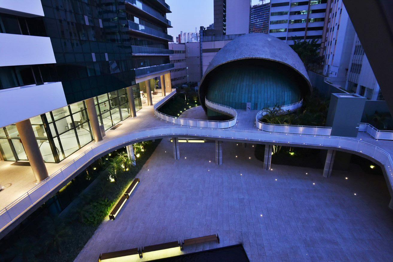 Cinema, ciência e céu ao alcance do público