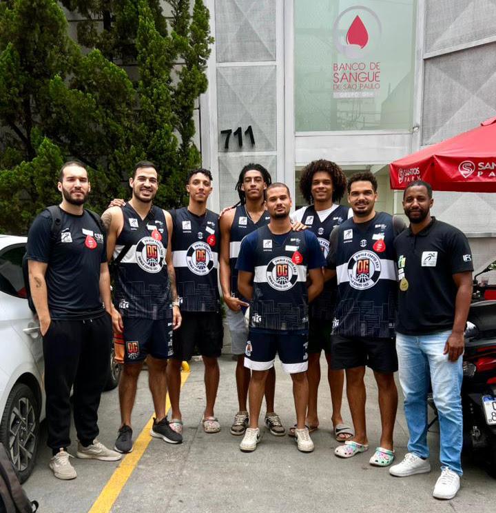 Time Drible Certo troca as quadras pelo Banco de Sangue em ação solidária