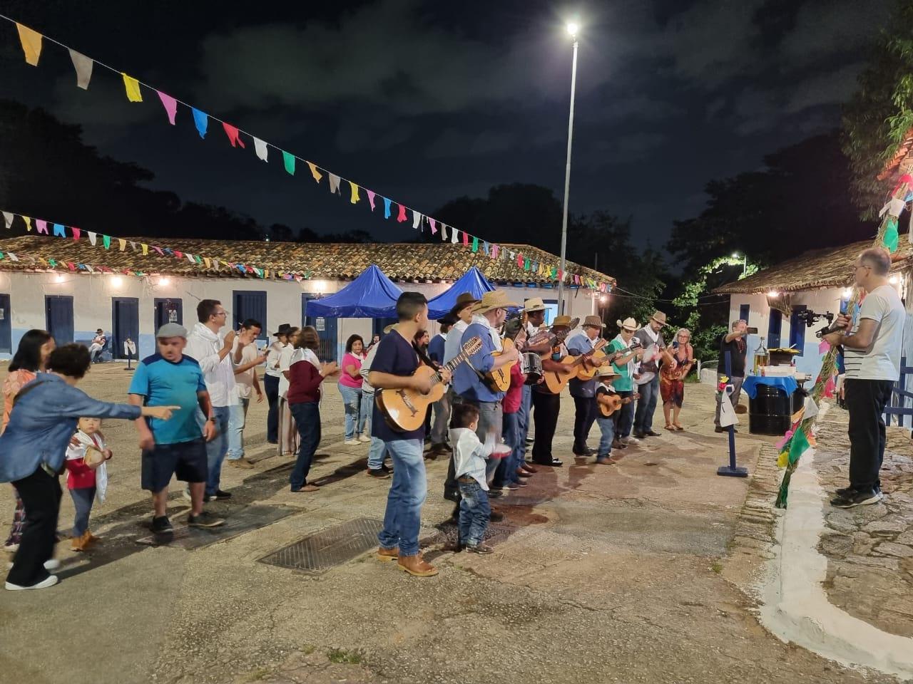 Tradicional Festa de Santa Cruz terá 4 dias de celebração com atrações gratuitas em Carapicuíba