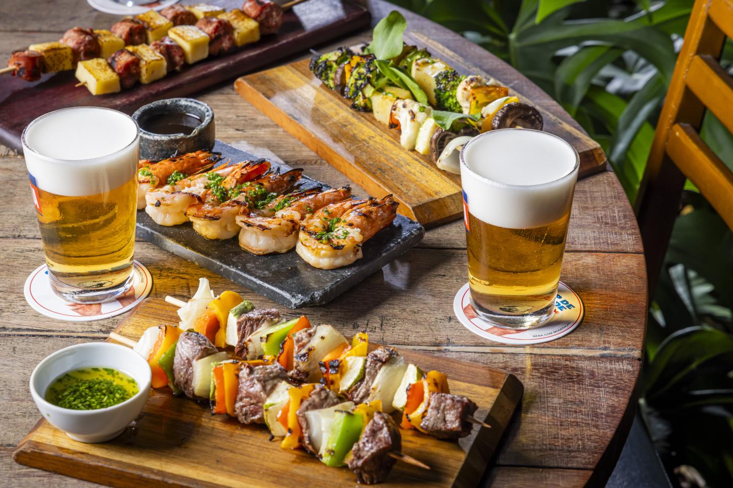 Restaurante prepara menu especial e estrutura reforçada para transmissões da Copa do Mundo 2026