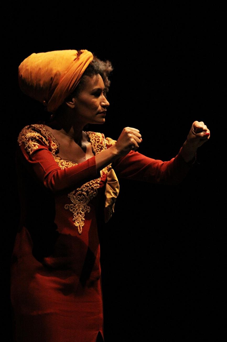 Sede da Companhia de Teatro Heliópolis recebe espetáculos de grupos de territórios periféricos