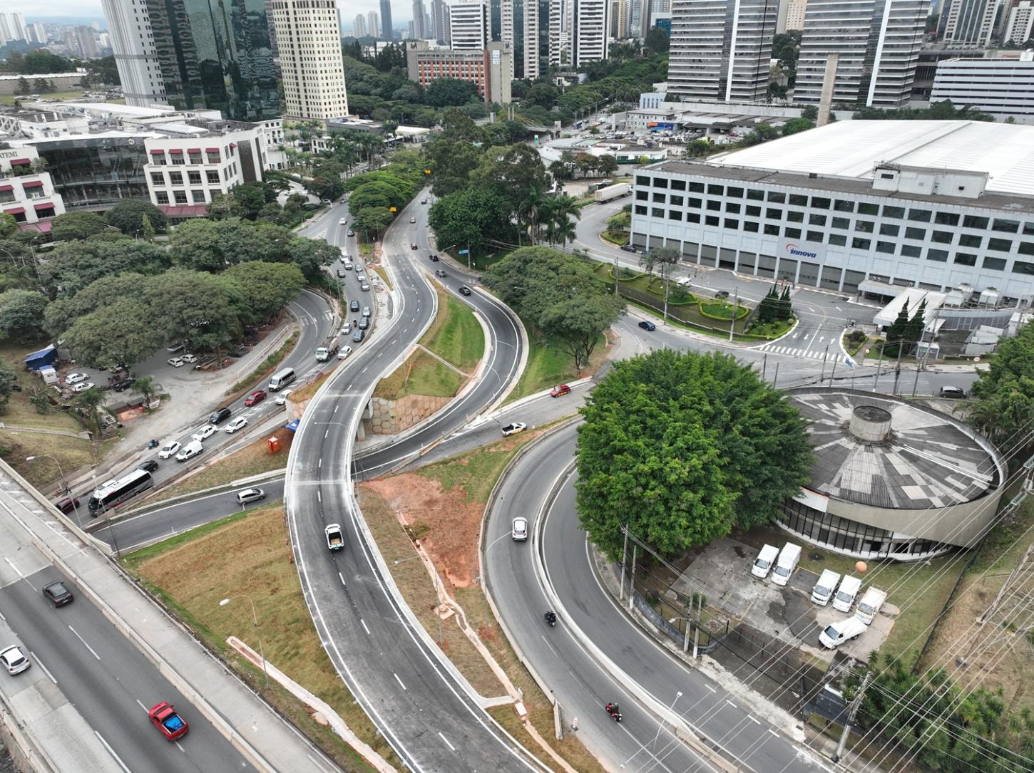 ViaOeste libera novo acesso elevado no Trevo de Alphaville para motoristas com destino à Alameda Rio Negro