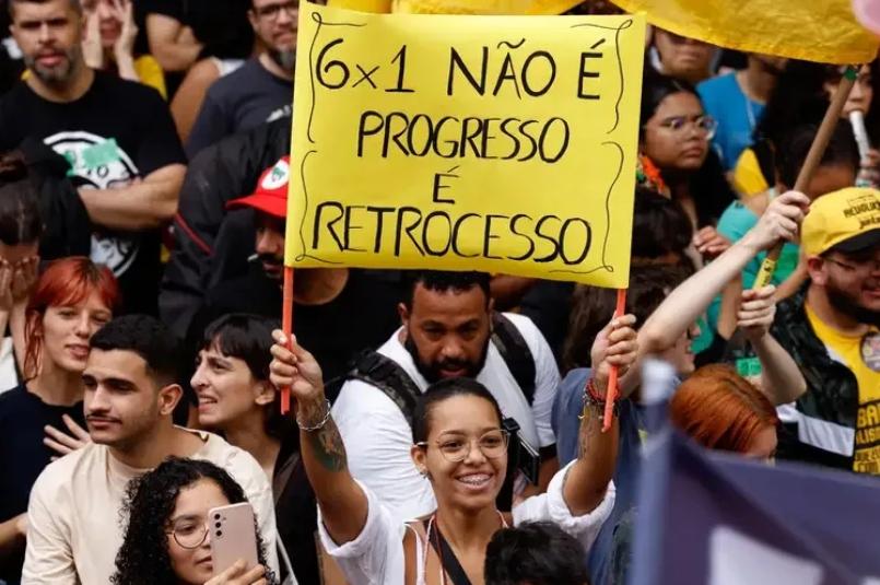Burnout cresce 823% no Brasil e debate sobre produtividade sustentável ganha força