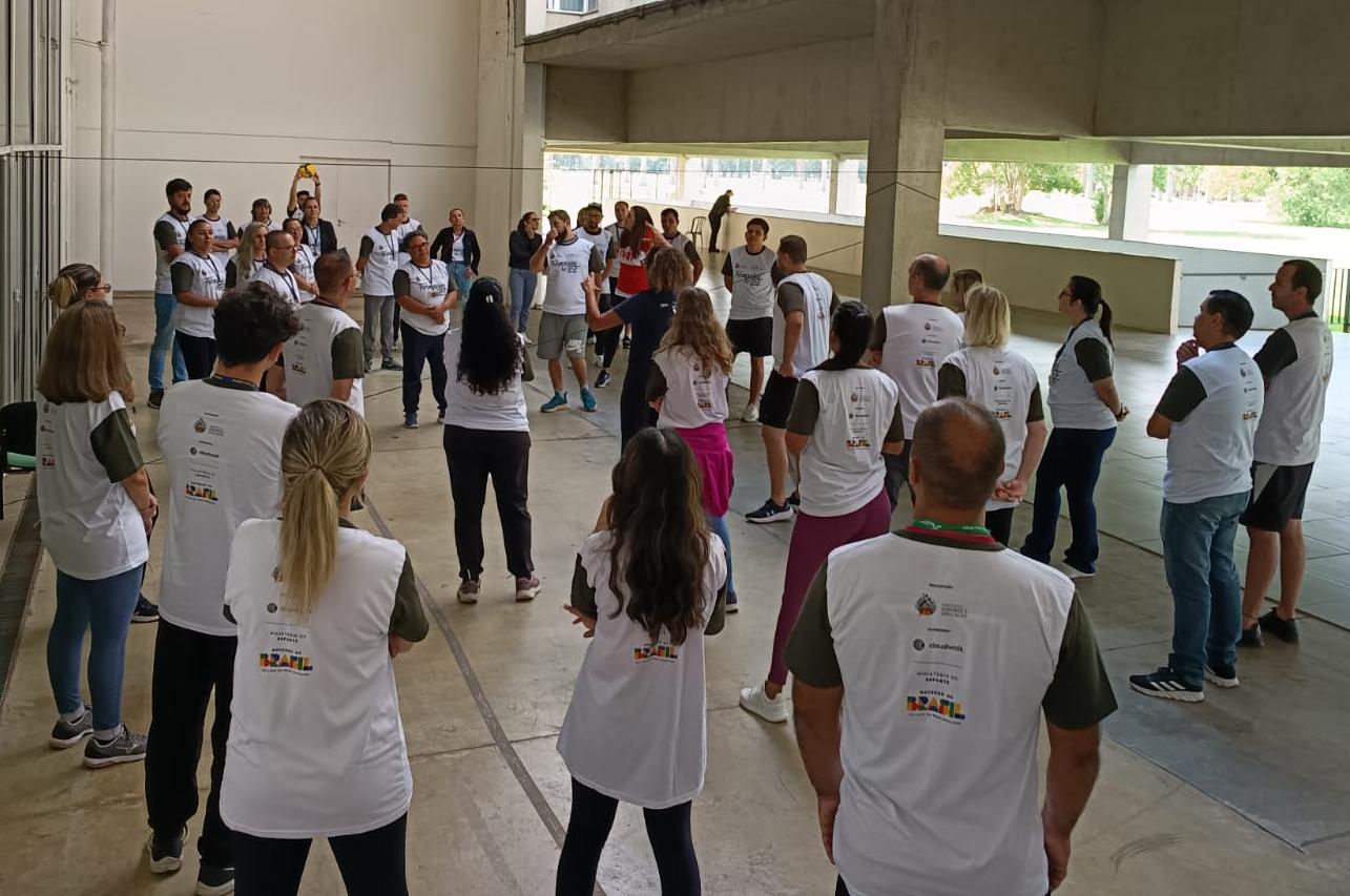 Projeto Formações IEE beneficia milhares de alunos em junho com a metodologia do esporte educacional