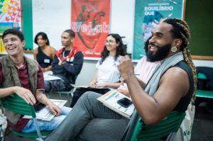 Instituto Heineken abre inscrições para programa gratuito de desenvolvimento voltado a jovens