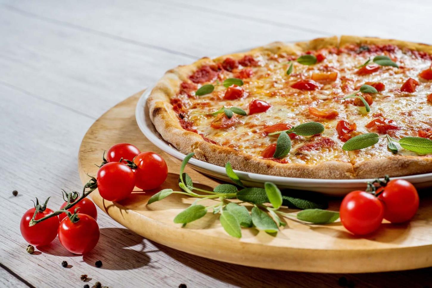 No Dia da Pizza, entenda como essa tradição nacional pode caber na dieta