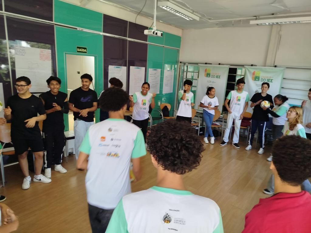 Escola do IEE capacita 115 professores, estudantes e agentes comunitários nos meses de agosto e setembro