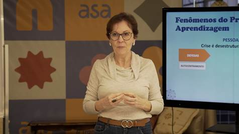 Formação gratuita capacita educadores para aproximar escola, famílias e comunidade na educação infantil