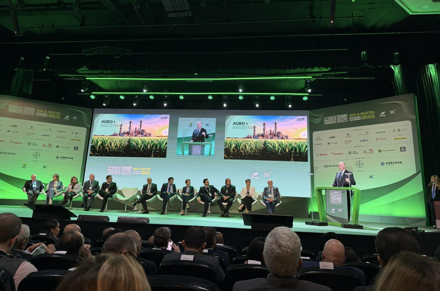 SindiTabaco participa do 25º Congresso Brasileiro do Agronegócio