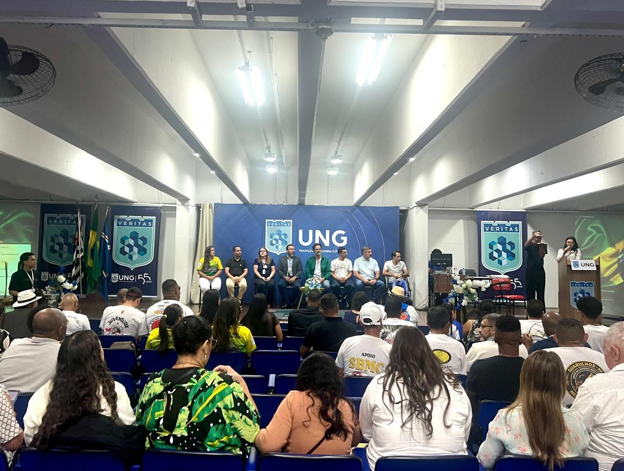 Universidade no Alto Tietê reconhece atuação de mestres, contramestres e professores de capoeira em Menção Honrosa