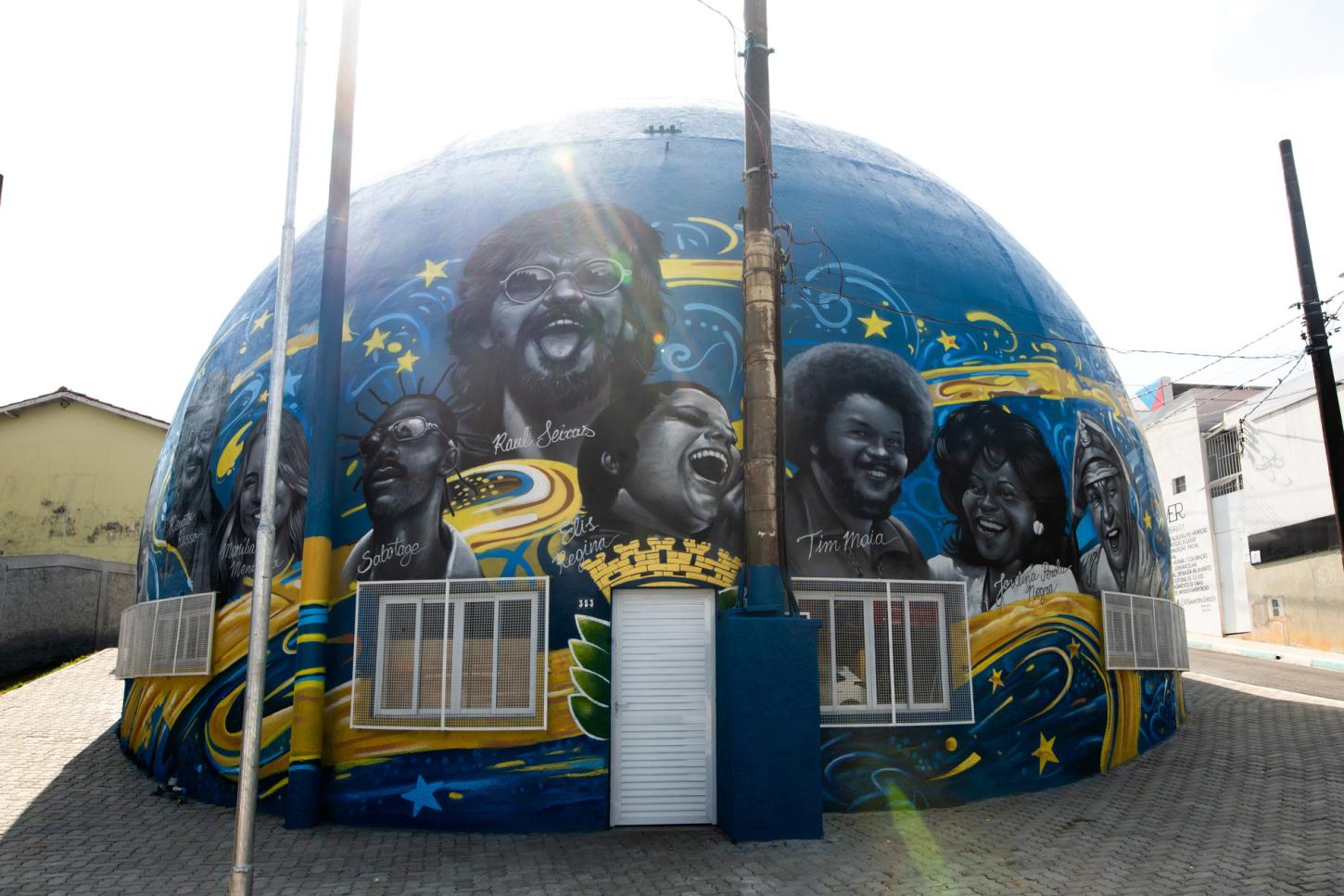 Arte urbana ressignifica a Concha Acústica e valoriza memória de Caieiras
