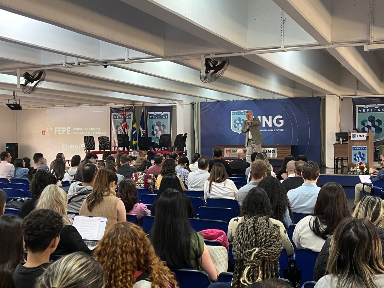 Fórum de Ensino promove debate sobre o uso da IA na Pesquisa Cientifica