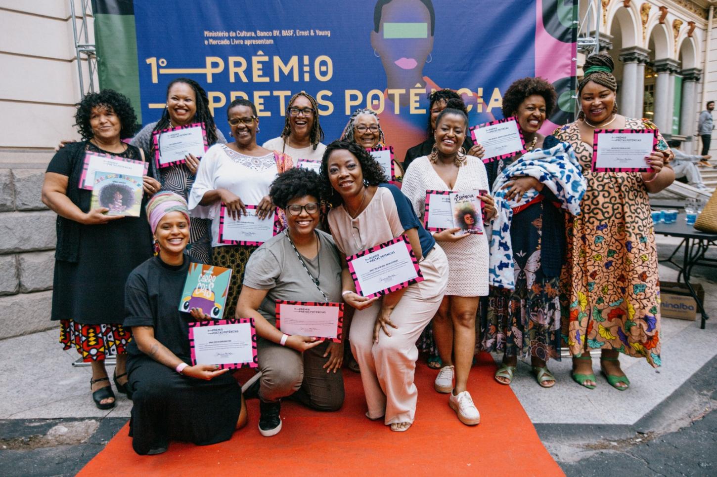 Instituto Feira Preta lança segunda edição do Pretas Potências e oferece prêmios em dinheiro a iniciativas da economia afro criativa