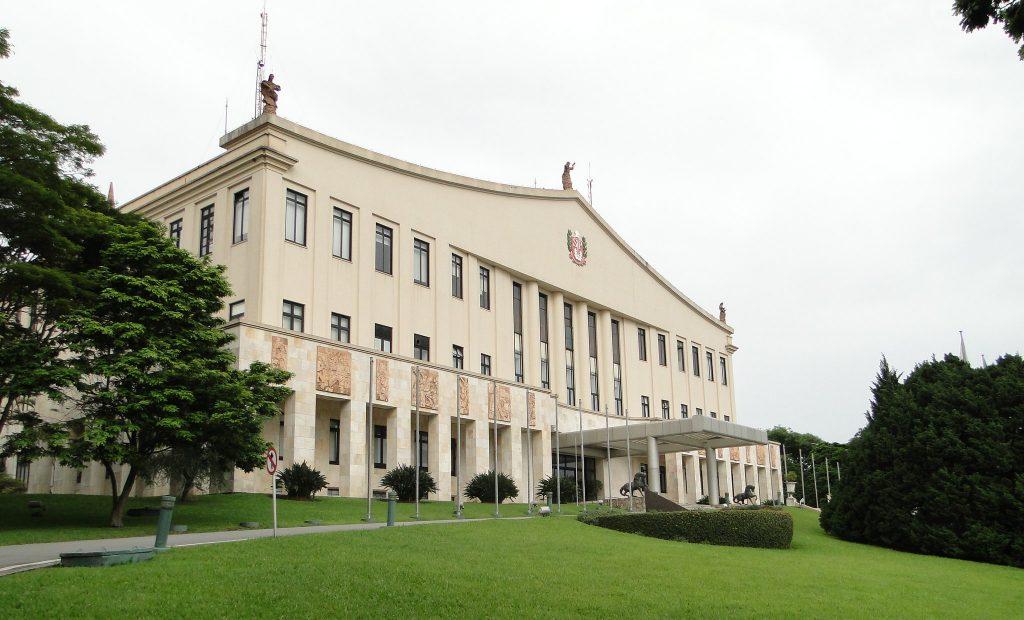 Se os governos estaduais fossem avaliados como empresas, nenhum deles atingiria nível de excelência