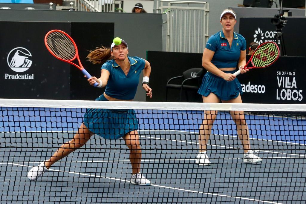 Luisa Stefani estreia com vitória no WTA 1000 de Pequim