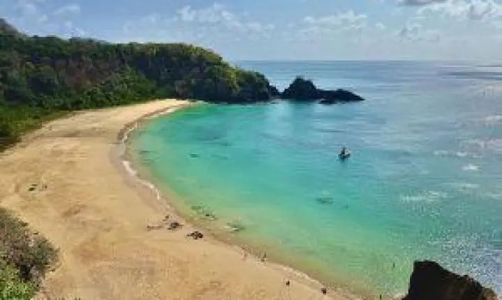 Baía do Sancho é eleita a 4ª praia mais bonita do mundo e consolida Fernando de Noronha no turismo global