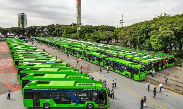 Brasil amplia presença dos ônibus elétricos e acelera transição para frotas mais limpas