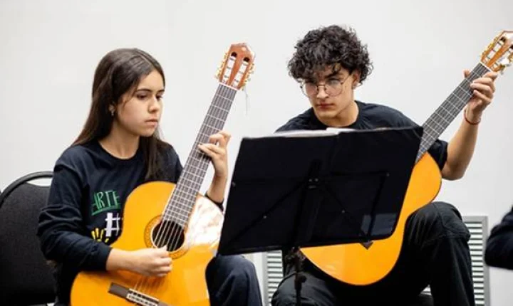 Com apoio do Instituto Motiva e concessionária Rodoanel Oeste, GURI abre inscrições para cursos gratuitos de música a distância