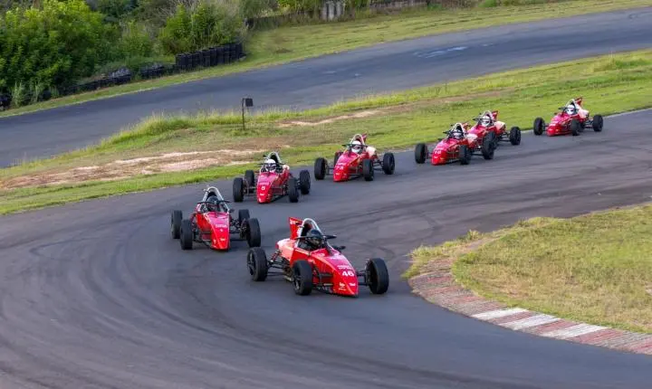 Fórmula Vee movimenta Piracicaba com disputas e formação de novos talentos