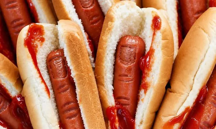 Halloween do Cola em Sampa transforma o Largo da Batata em um festival de sustos, fantasias e diversão gratuita