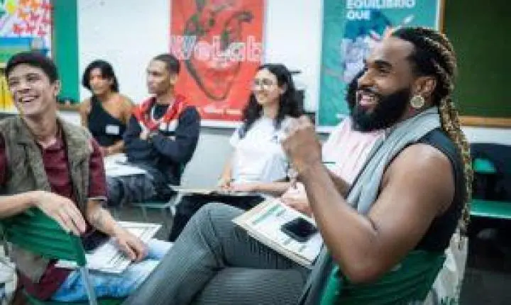 Instituto Heineken abre inscrições para programa gratuito de desenvolvimento voltado a jovens