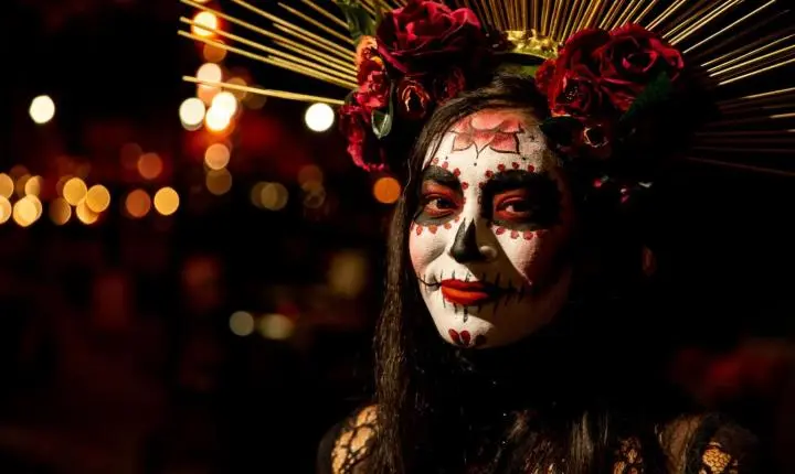 Los Cabos une tradição mexicana, arte e gastronomia em celebração à vida