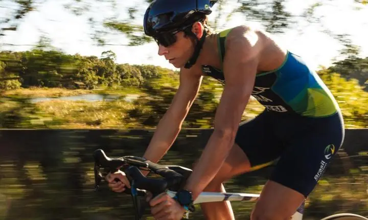 Luigi Vanzella comemora liderança no ranking brasileiro Sprint de Triathlon e está no Peru