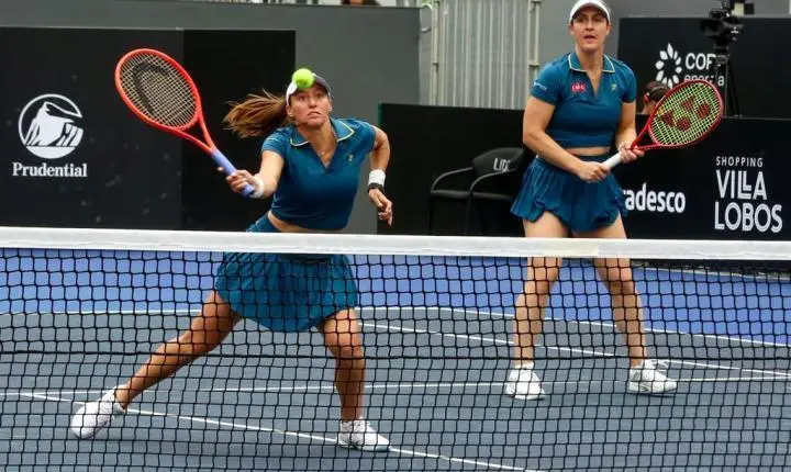 Luisa Stefani estreia com vitória no WTA 1000 de Pequim