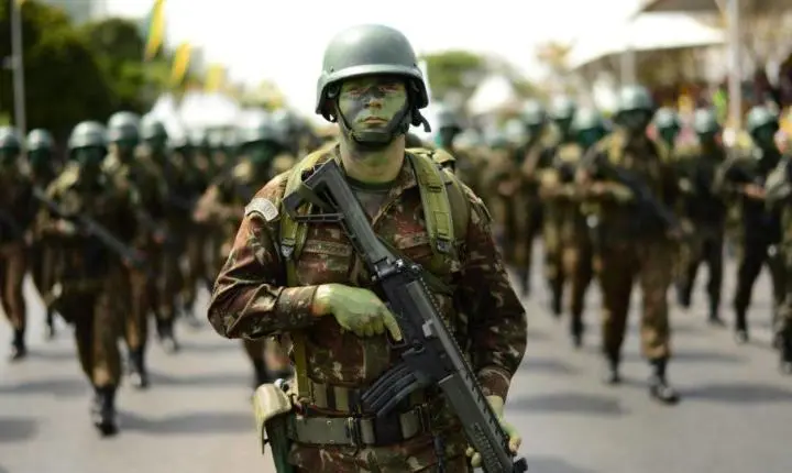 Militar pode se candidatar a cargo político?