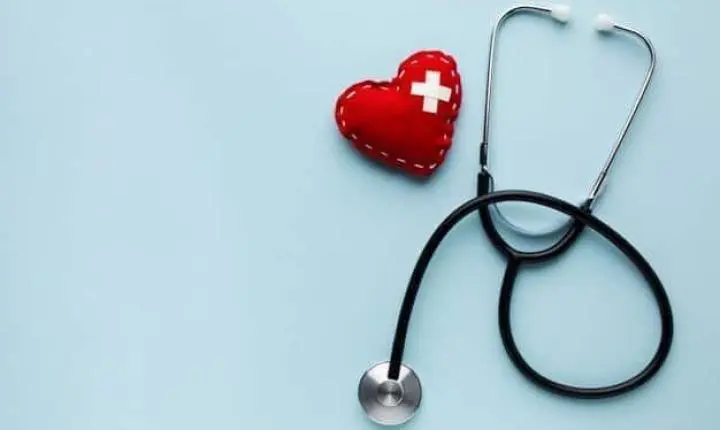 Plataforma realiza Provão de Bolsas 2026 gratuito com mais de 4 mil oportunidades para Residência Médica e Revalida