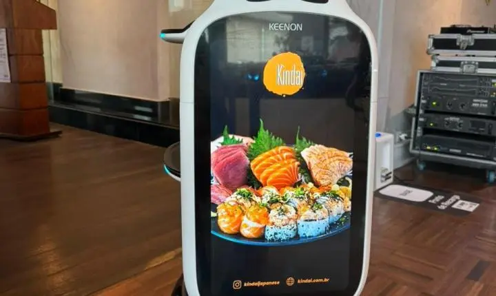 Rede de Hotéis implanta três robôs garçons em restaurantes de Campinas, Indaiatuba e Paulínia