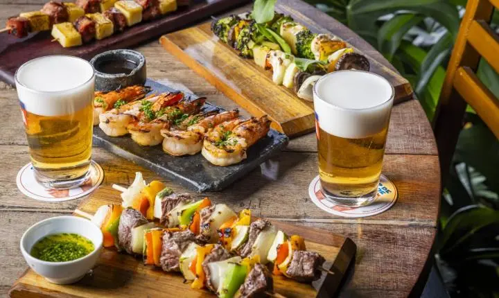 Restaurante prepara menu especial e estrutura reforçada para transmissões da Copa do Mundo 2026