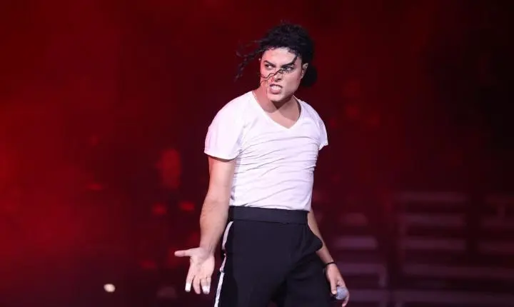 Rodrigo Teaser se apresenta em São Carlos com o maior tributo a Michael Jackson