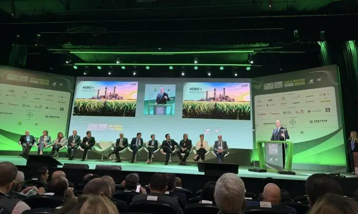 SindiTabaco participa do 25º Congresso Brasileiro do Agronegócio